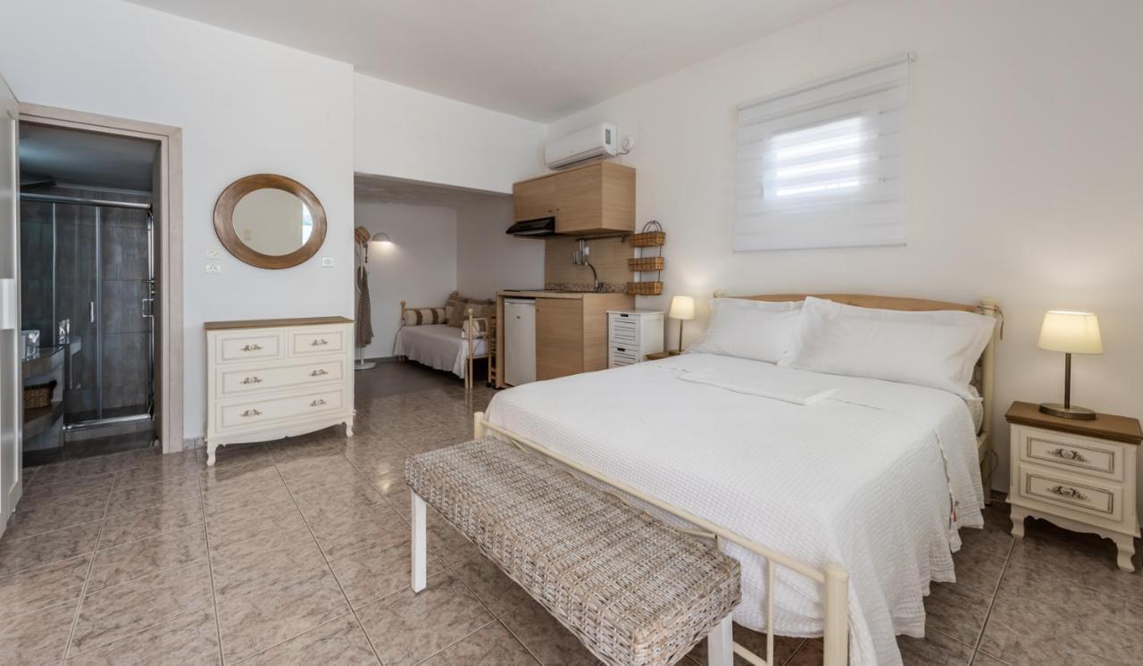 Anemi Suites آداماس المظهر الخارجي الصورة