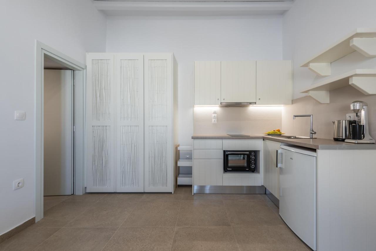 Anemi Suites آداماس المظهر الخارجي الصورة